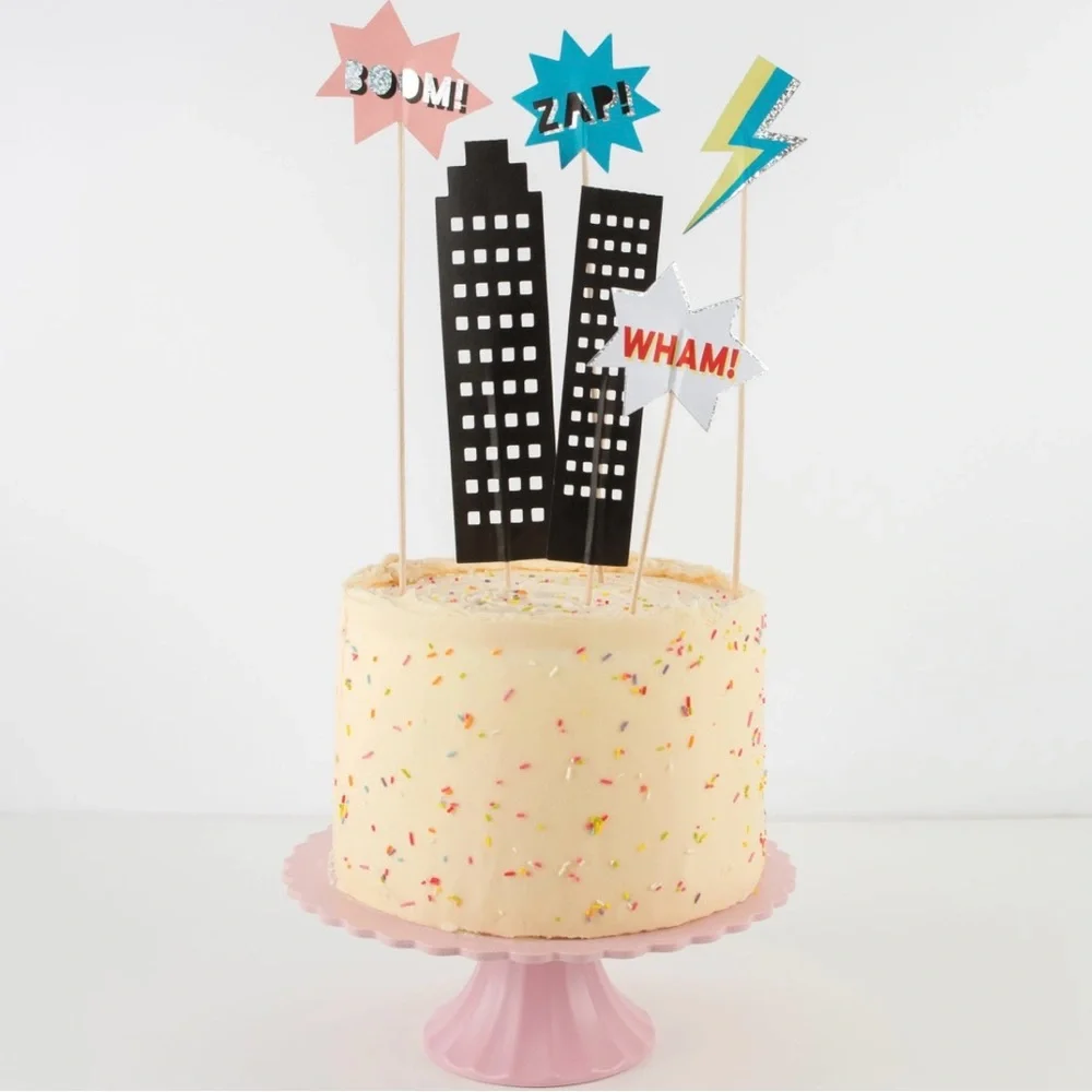 ♥️… MERI MERI Superhero Cake Topper Set - Black and White